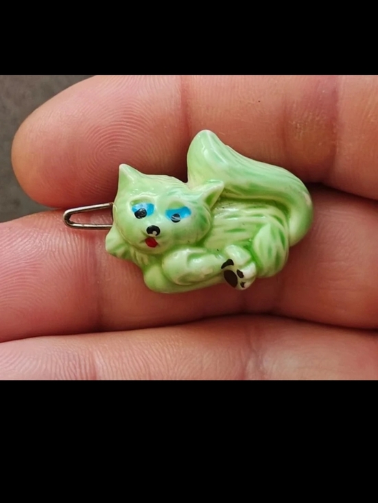 Unique Vintage Other - 1980s Green Cat Hard Plastic Barrette